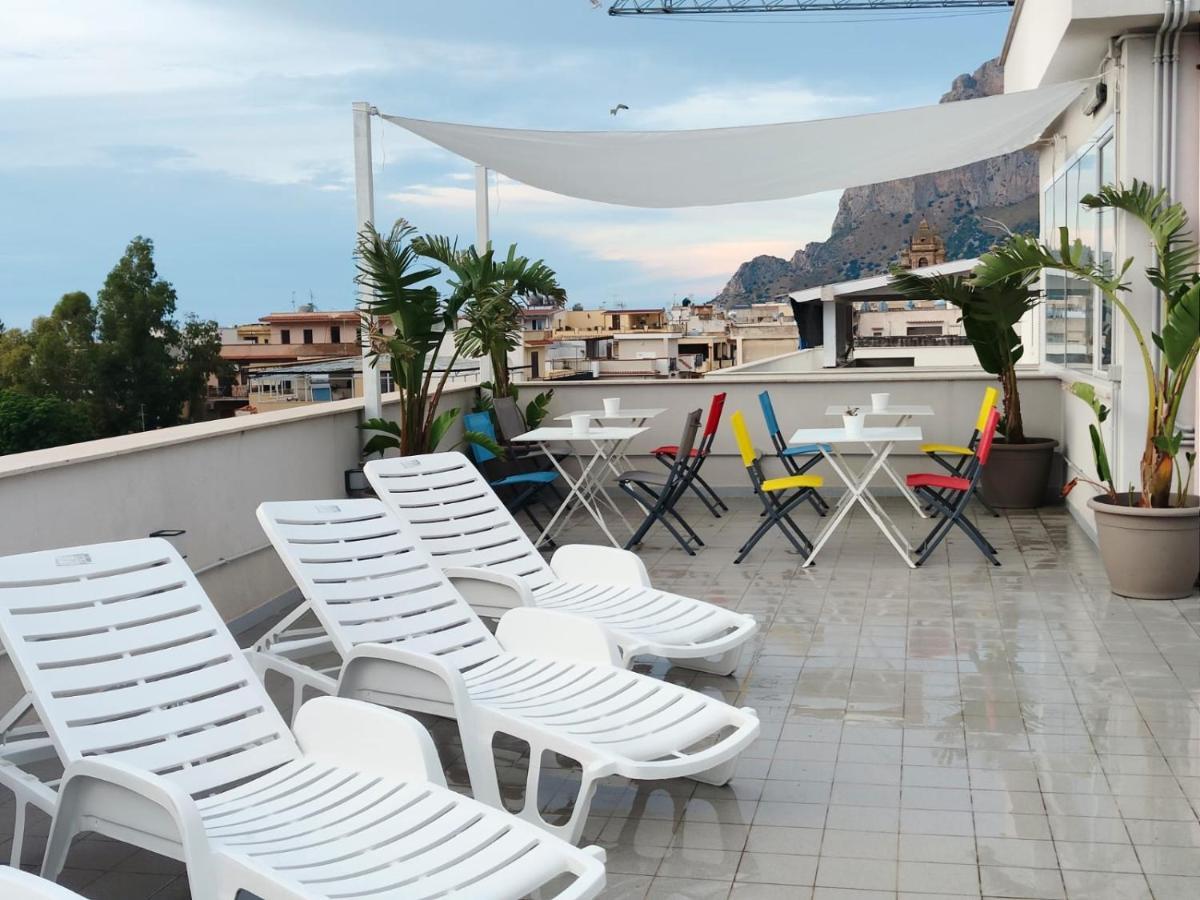 Nerissa Suites&Rooms Terrasini Exterior photo